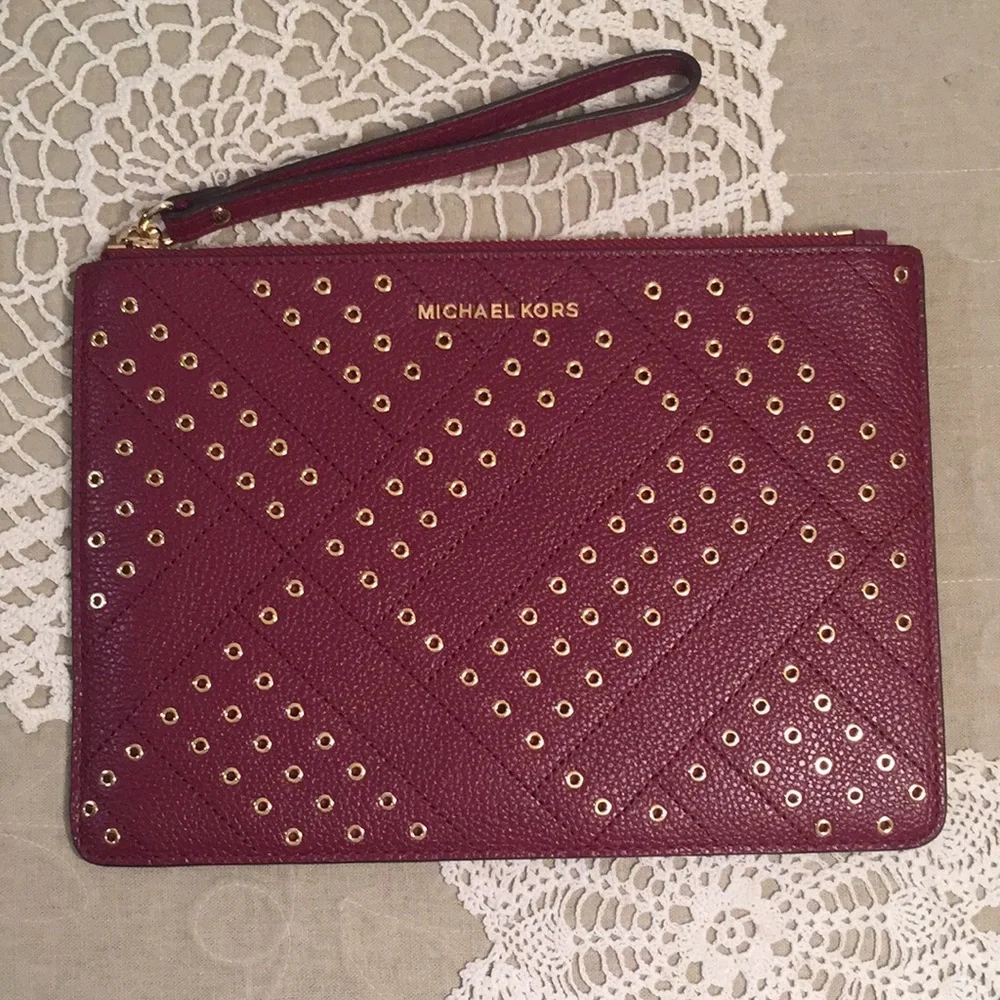 Michael Kors Mulberry Jet Set Travel XL Zip Clutch New